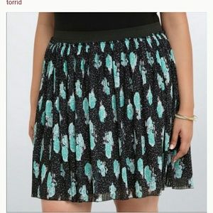 Torrid chiffon skirt